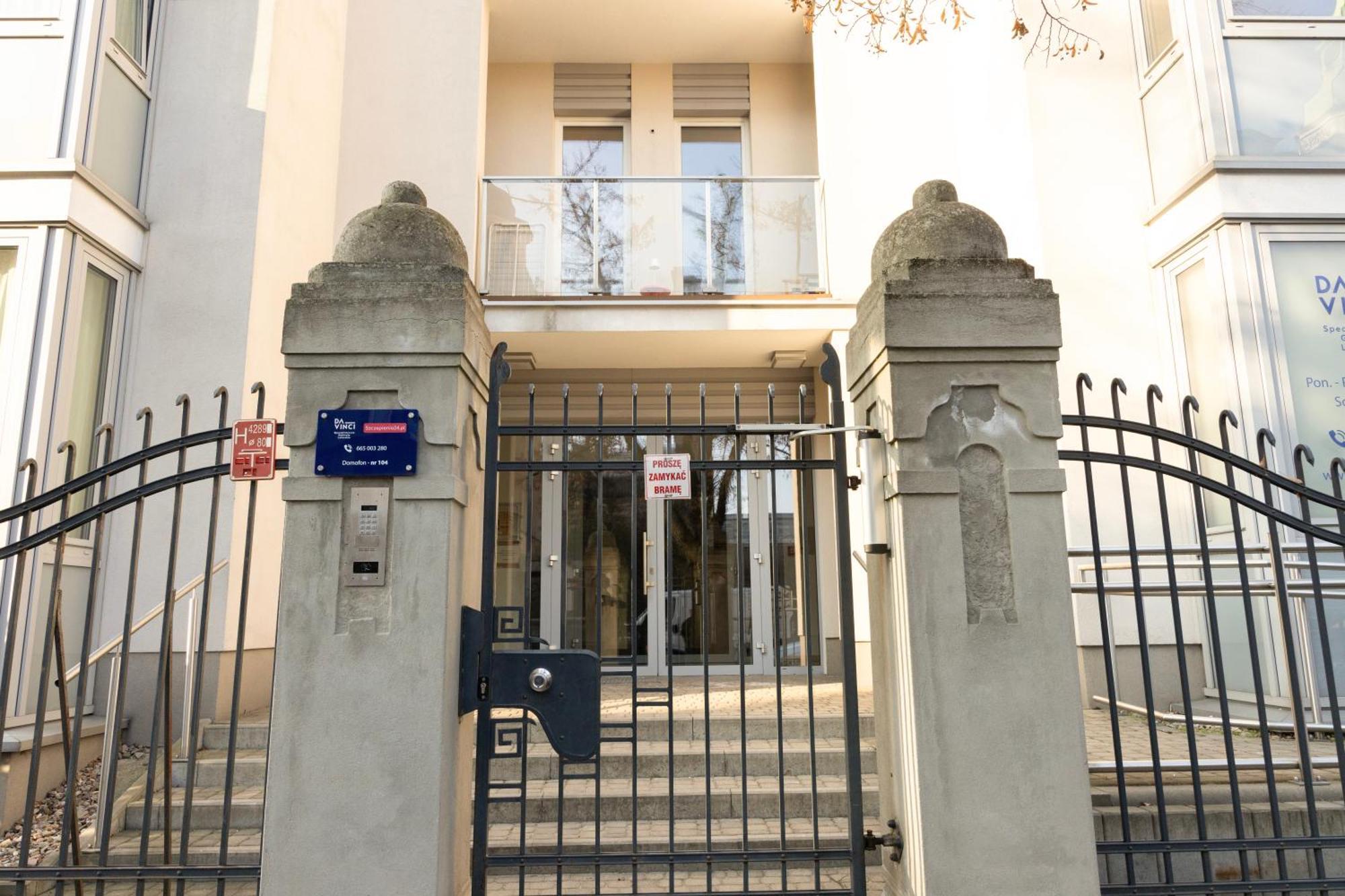 Apartment Rest - Elizy Orzeszkowej 10 - Hala Garazowa - Self Check-in 24h *